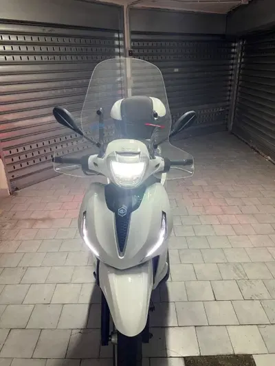 Piaggio Beverly 300 S ABS-ASR (2021 - 25) usata