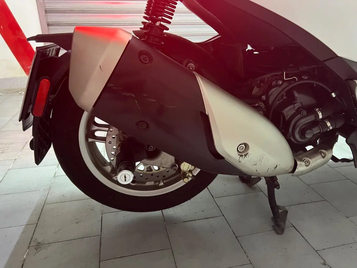 Piaggio Beverly 300 S ABS-ASR (2021 - 25) (8)