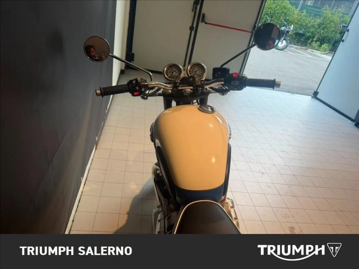 Triumph Bonneville T120 (2021 - 25) (8)