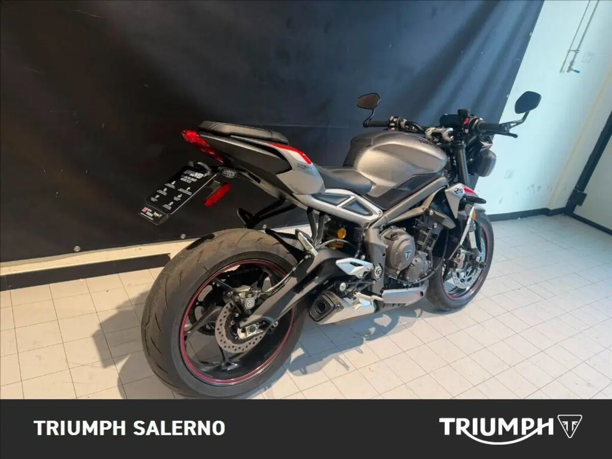 Triumph Street Triple R (2020 - 22) (3)