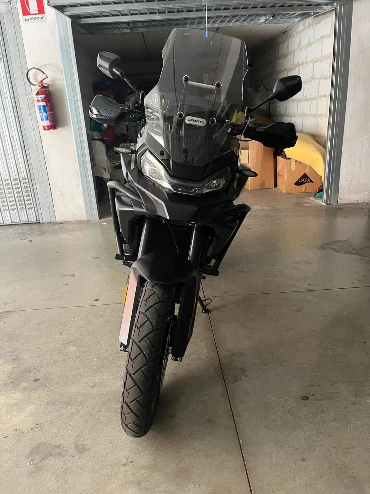 CFMOTO 700MT Adventure (2025 - 26)