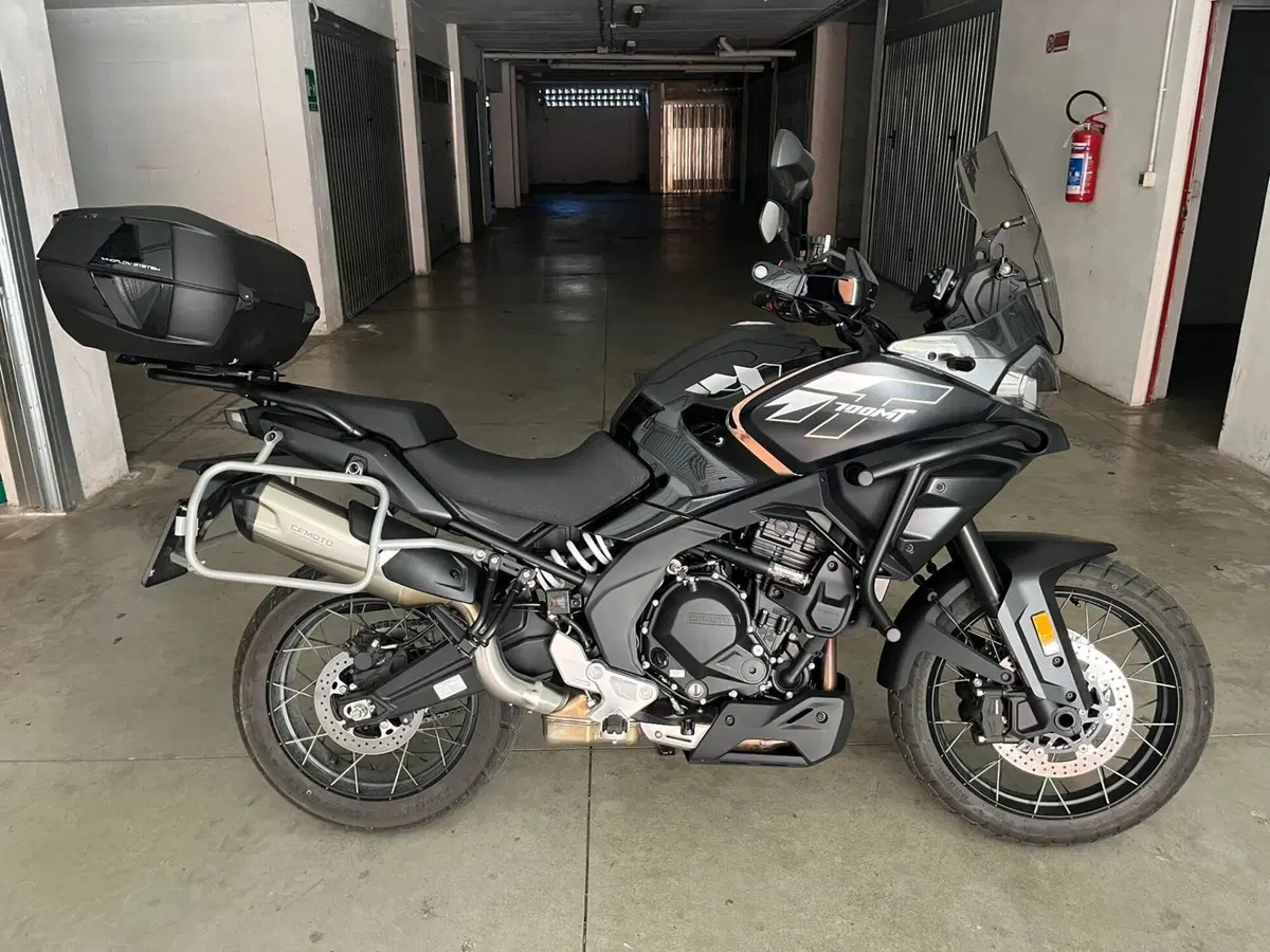 CFMOTO 700MT Adventure (2025 - 26) (2)