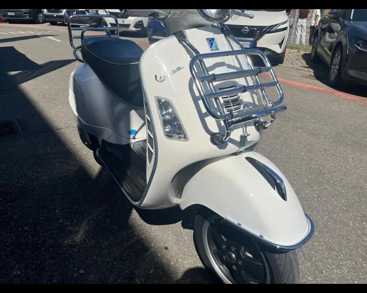 Vespa GTS 300 Super (2008 - 16) (10)