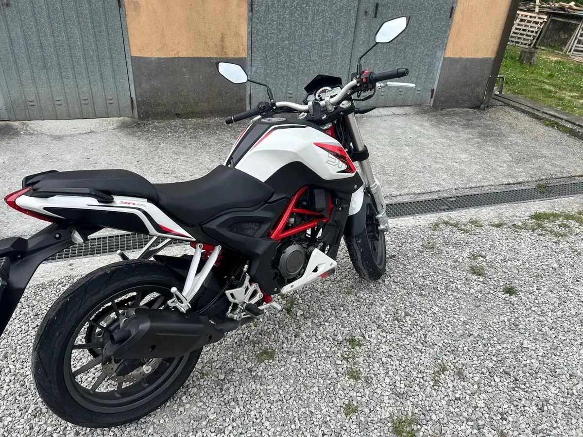 Benelli BN 251 (2017 - 20) (7)