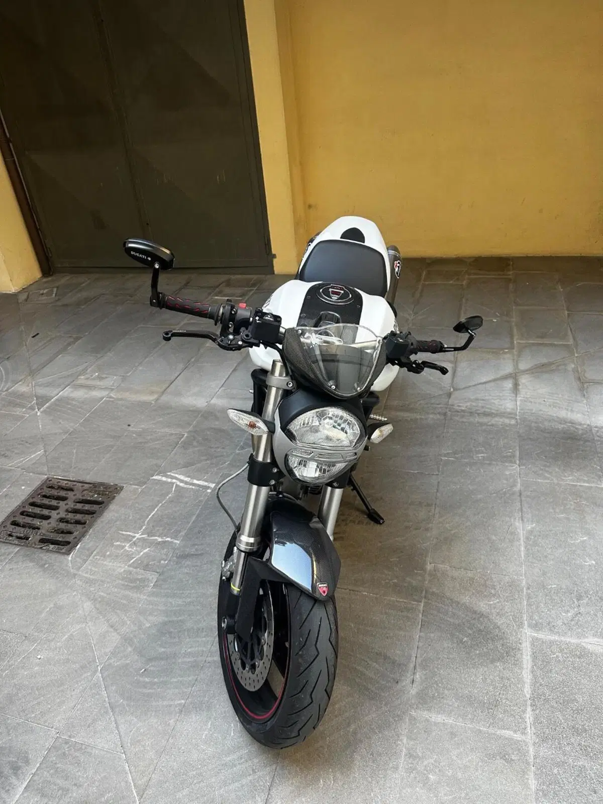 Ducati Monster 696 ABS (2009 - 14) (3)