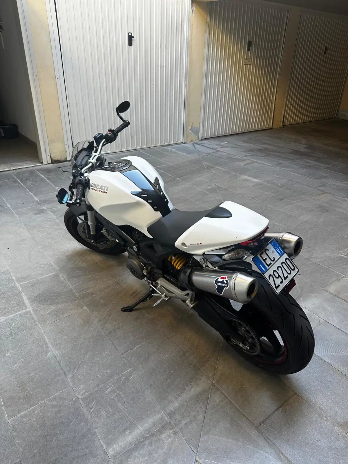 Ducati Monster 696 ABS (2009 - 14) (5)