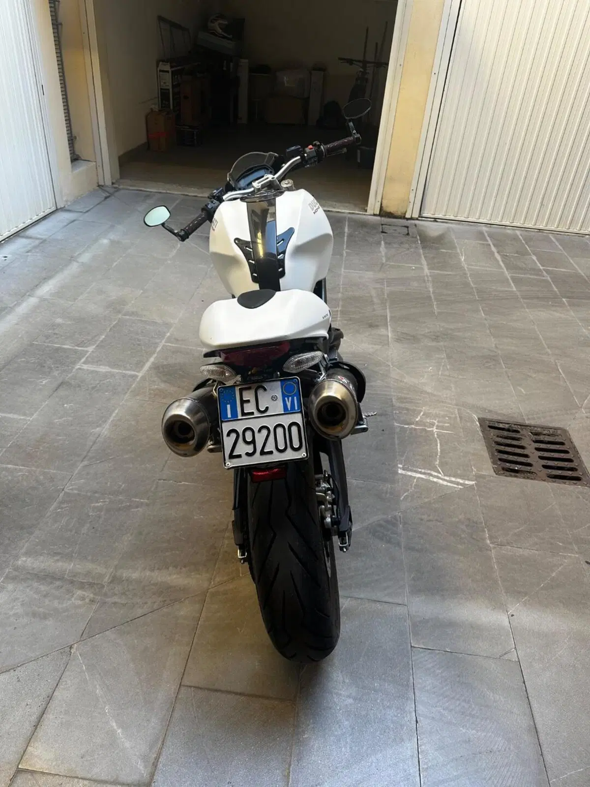 Ducati Monster 696 ABS (2009 - 14) (9)
