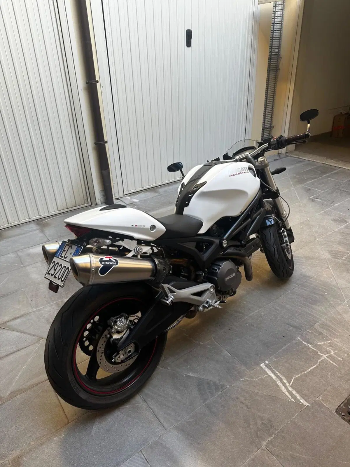 Ducati Monster 696 ABS (2009 - 14) (10)