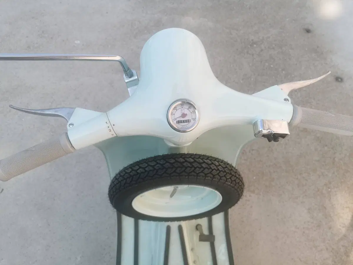 Vespa 50 prima serie (4)