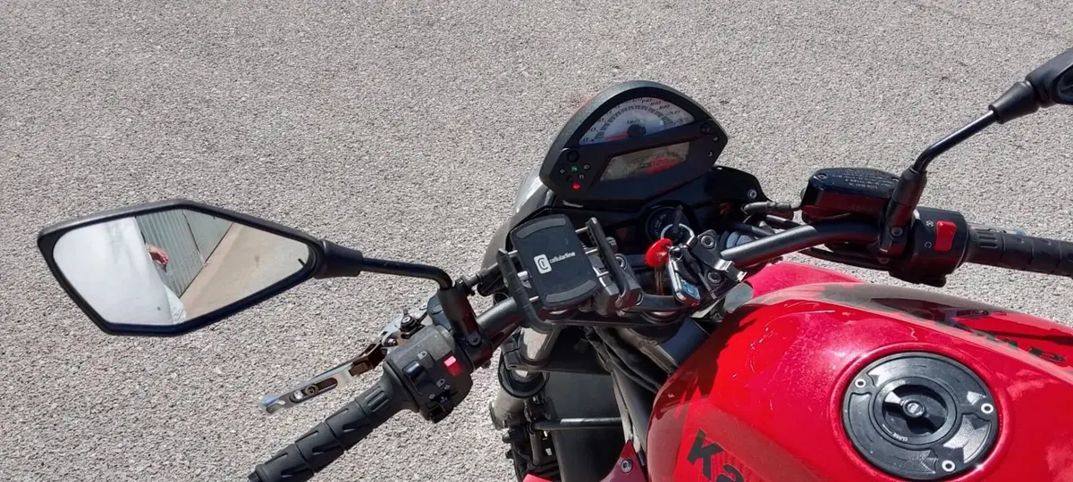 Kawasaki ER-6N (2009 - 11) (2)