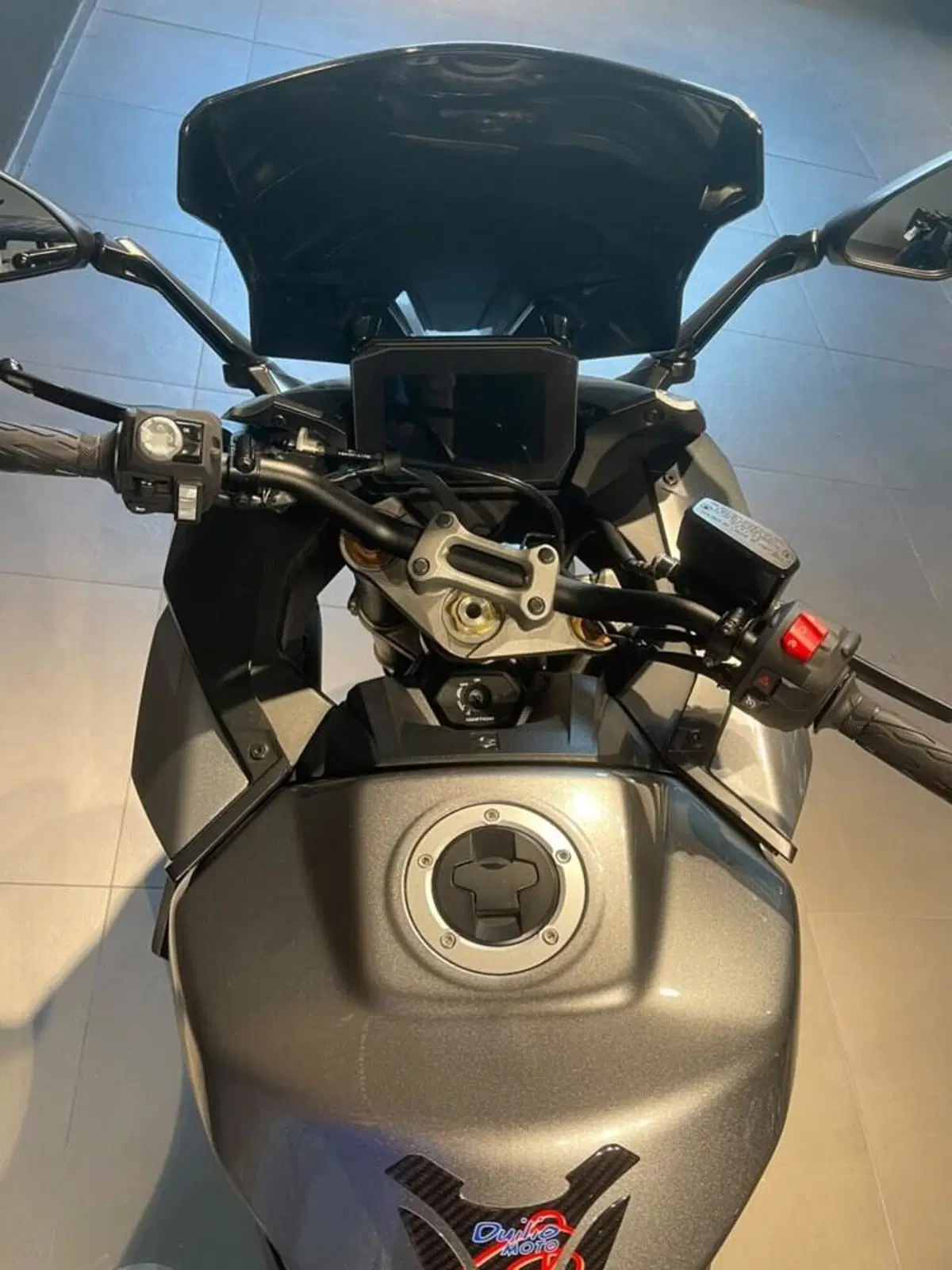 Suzuki GSX-S1000GT (2025 - 26) (5)
