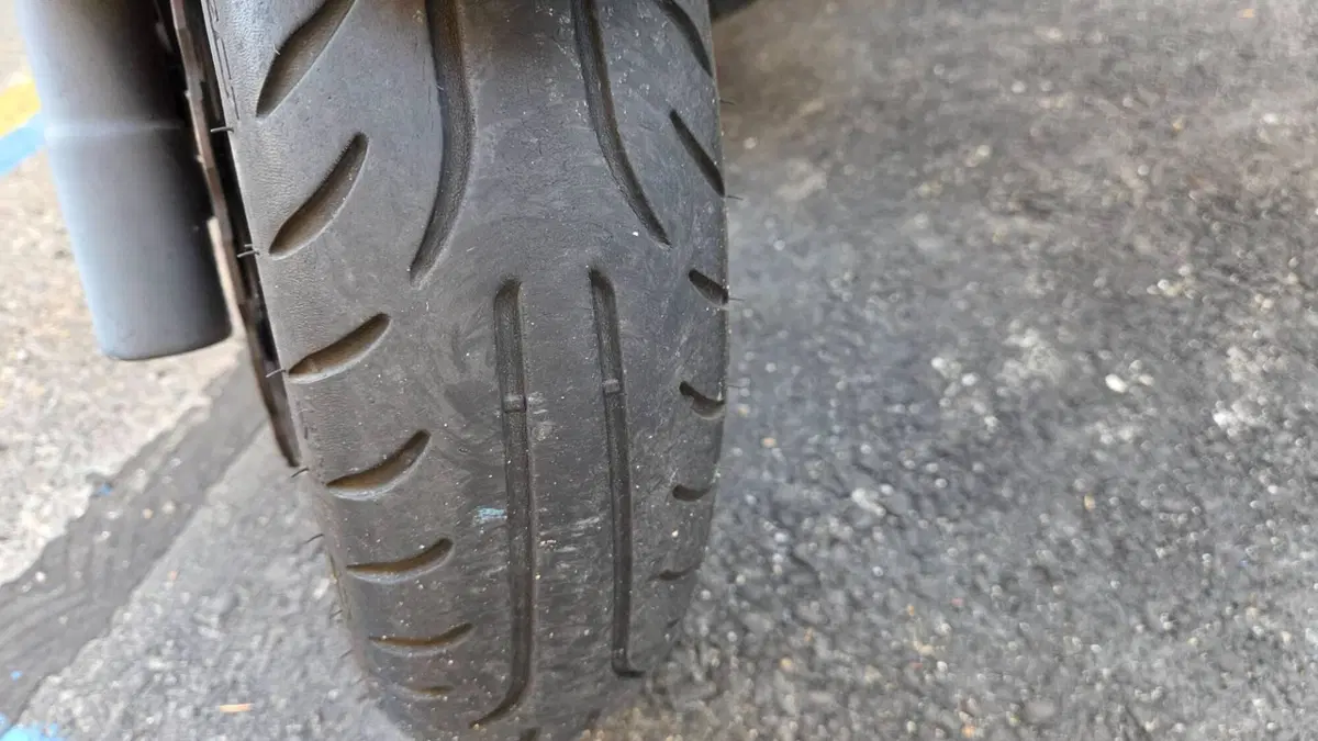 Kymco Downtown 300i ABS (2009 - 17) (3)