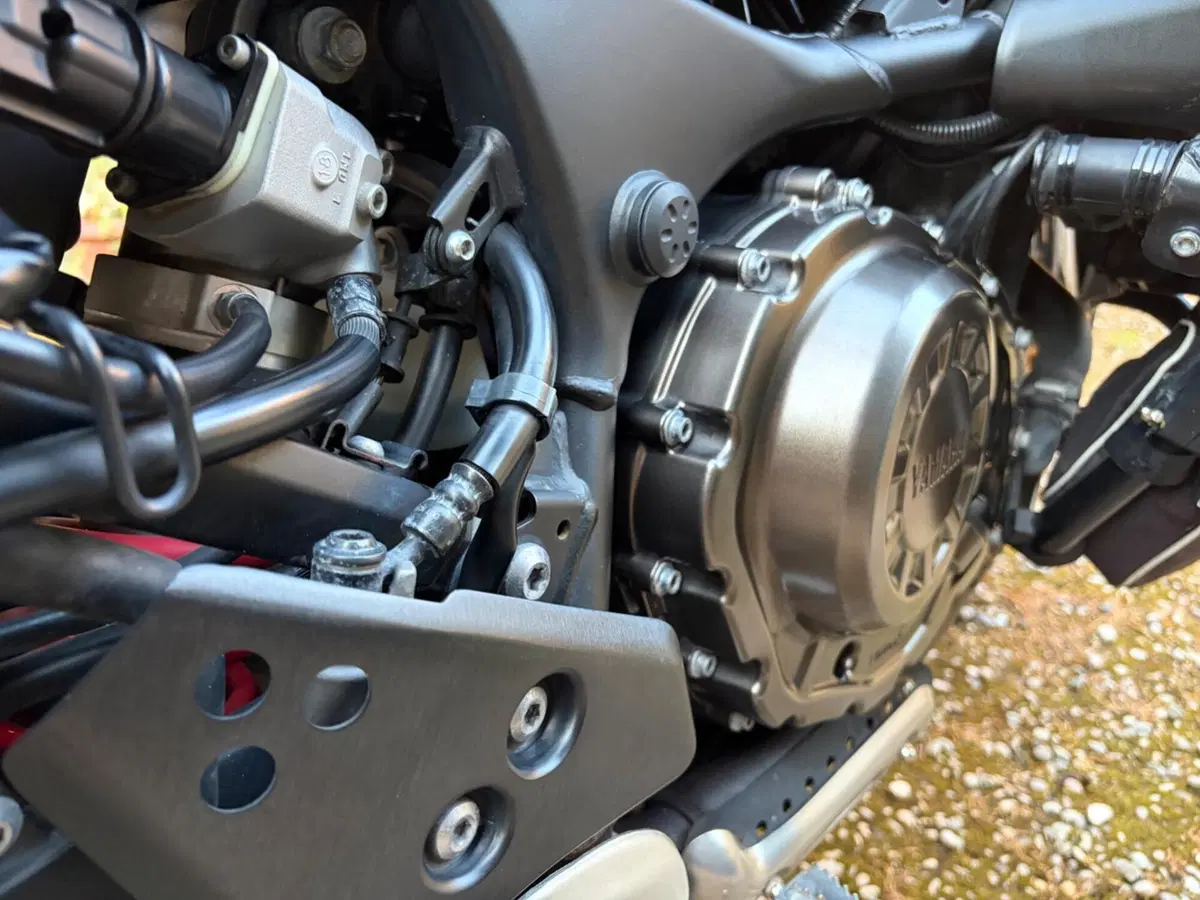 Yamaha XT1200ZE Super Ténéré (2017 - 20) (6)