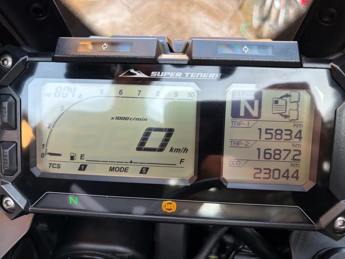 Yamaha XT1200ZE Super Ténéré (2017 - 20) (12)