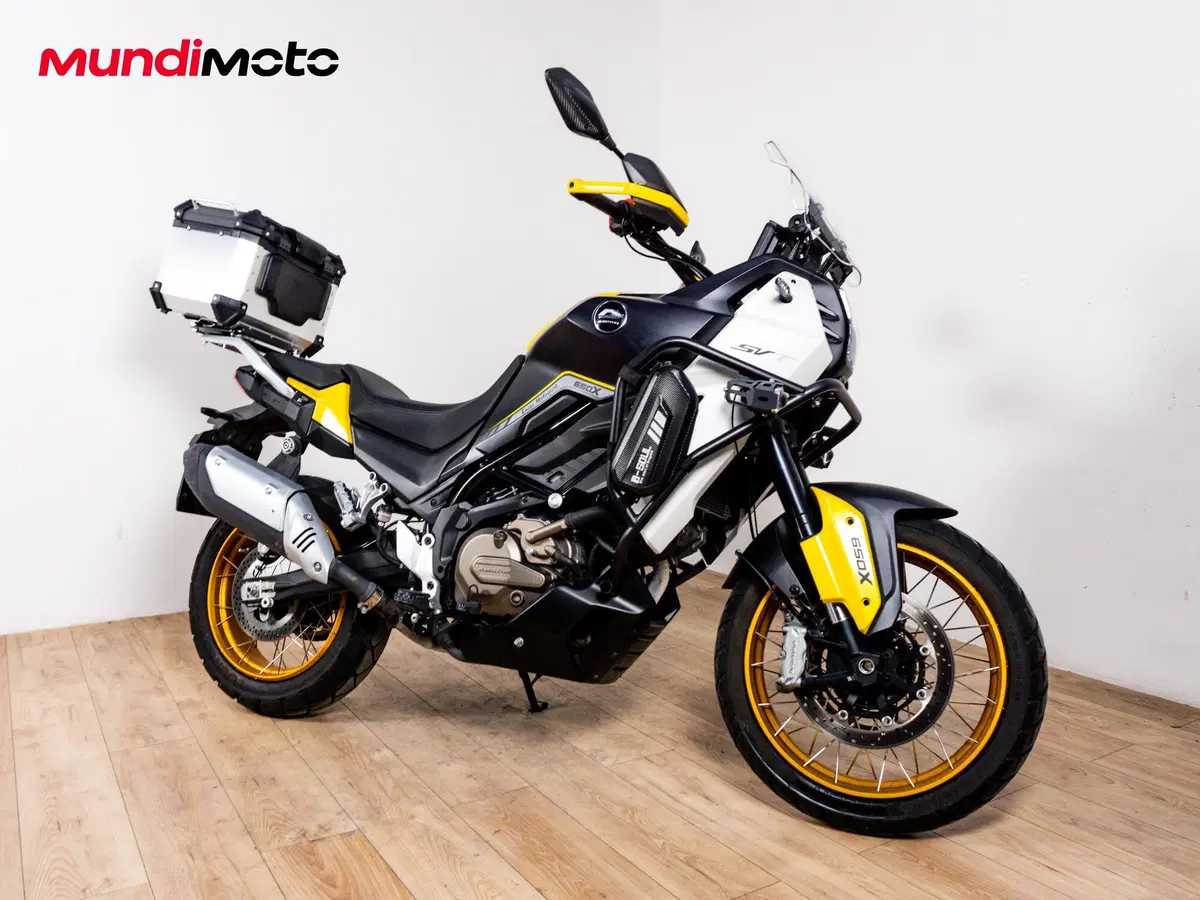 QJ Motor SVT 650 X (2024) (2)