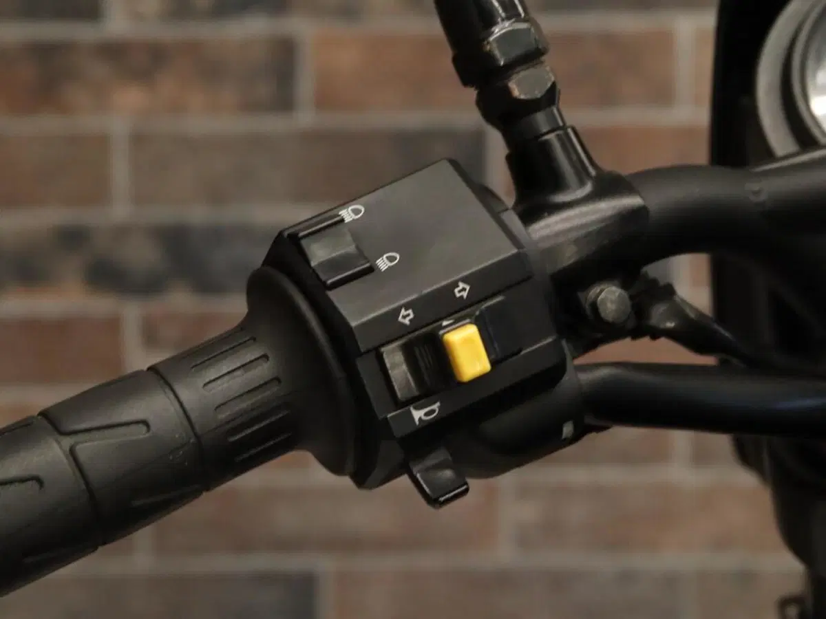 Buell Lightning CityX XB9 SX (2005 - 09) (15)