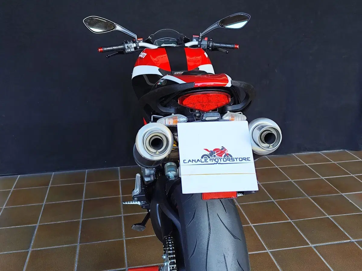 Ducati Monster 796 (2010 - 13) (4)