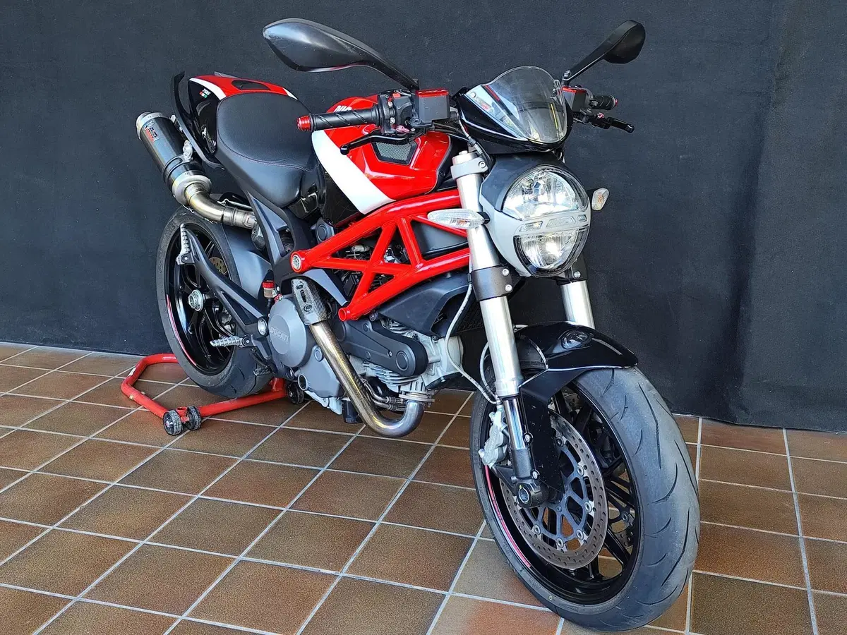 Ducati Monster 796 (2010 - 13) (6)