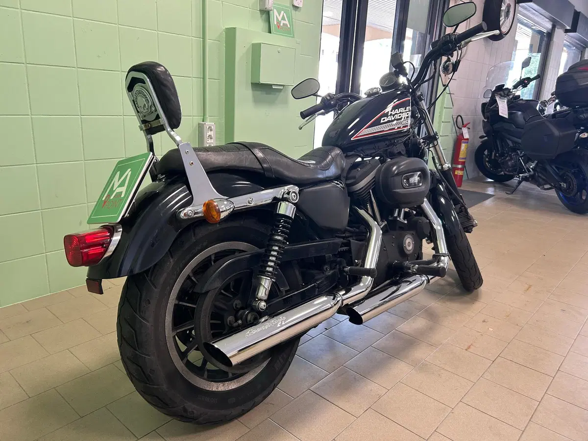 Harley-Davidson 883 R (2008 - 16) - XL 883R (9)