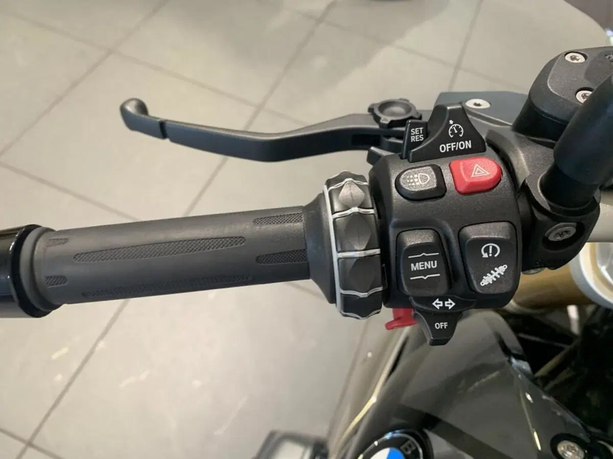 Bmw R 1250 R (2021 - 25) (12)