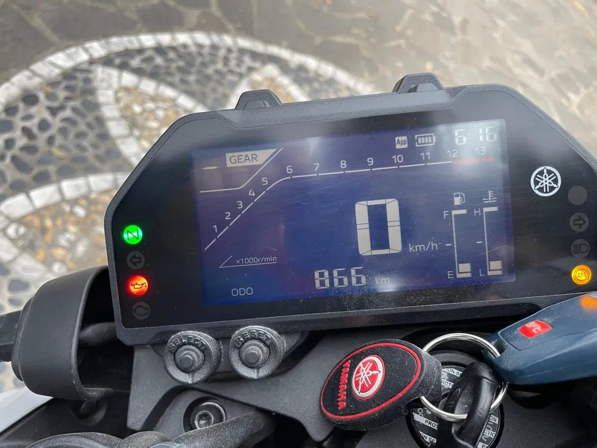 Yamaha MT-03 (2025 - 26) (4)
