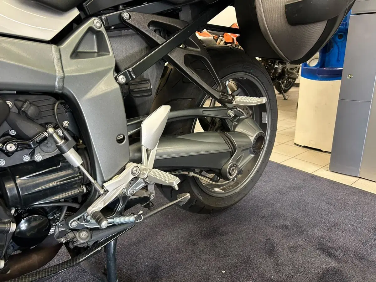 Bmw K 1300 R (2009 - 16) (4)
