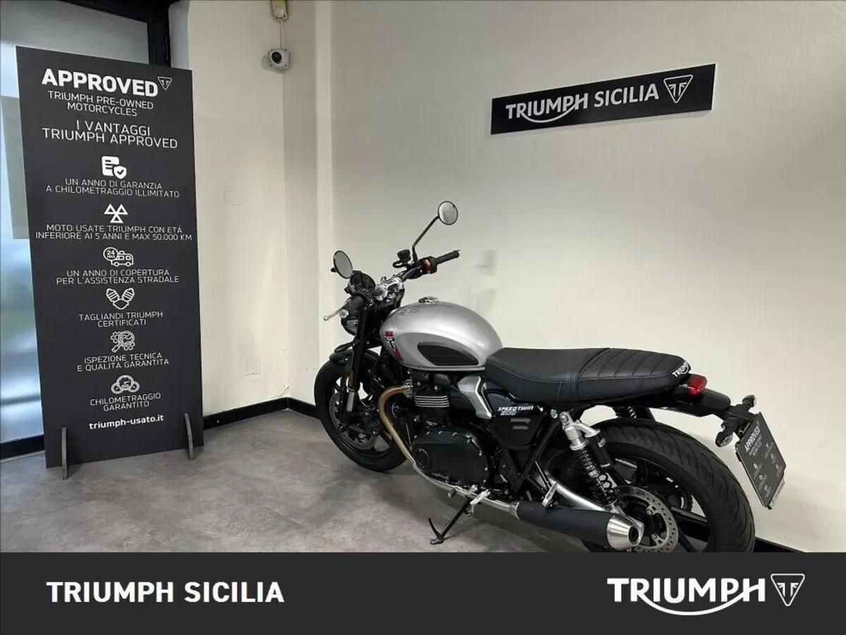 Triumph Speed Twin 900 (2025 - 26) (5)