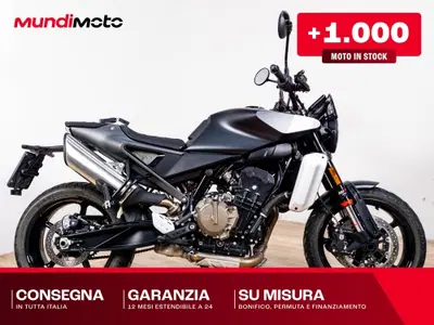Husqvarna Svartpilen 801 (2024 - 26) usata