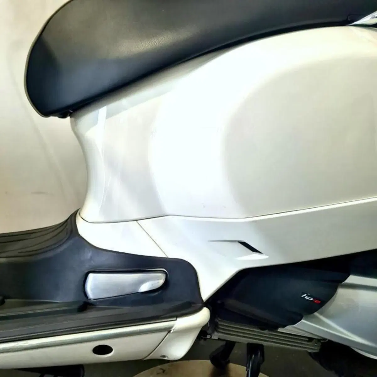 Vespa GTS 300 Hpe (2019) (11)