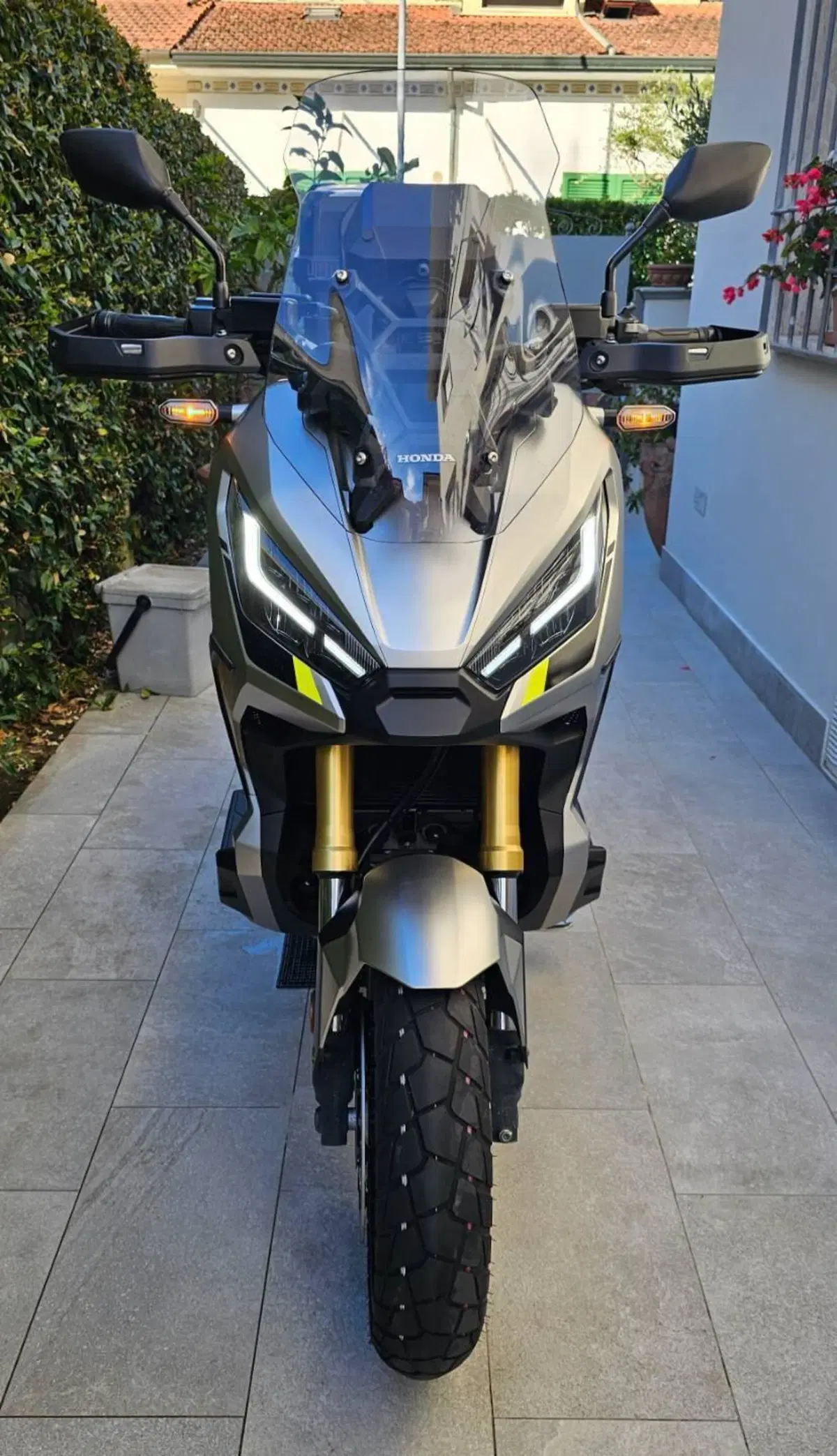 Honda X-ADV 750 DCT (2021 - 24) (2)