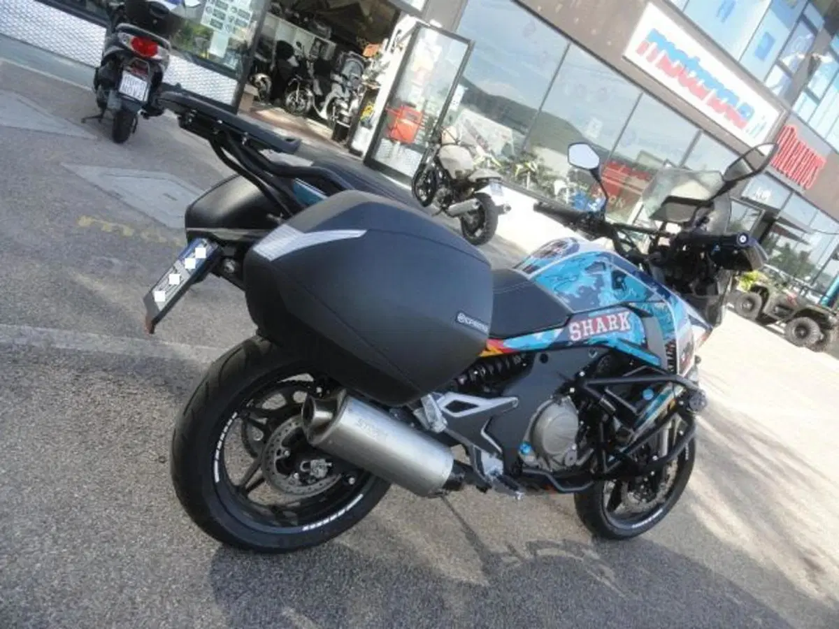 CFMOTO 650MT (2021 - 24) (8)