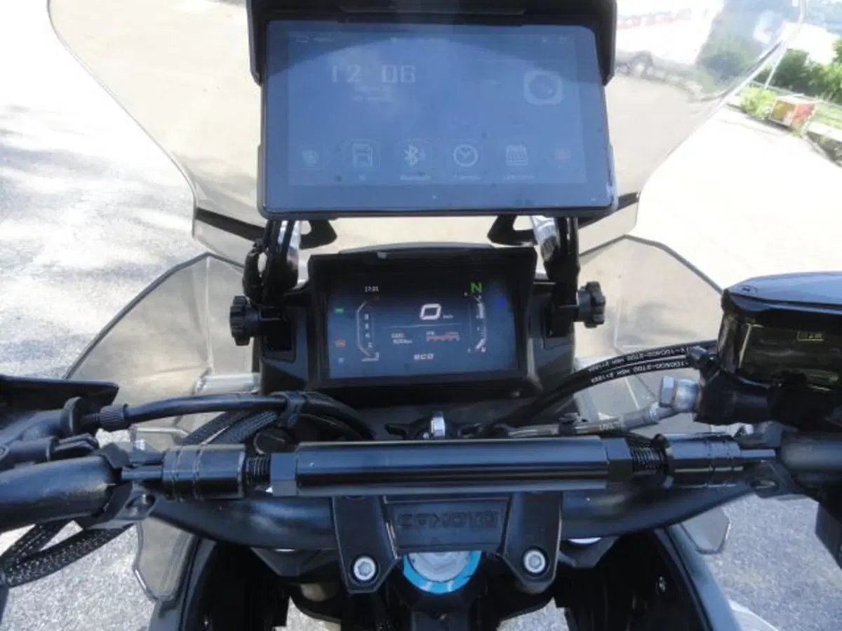 CFMOTO 650MT (2021 - 24) (14)