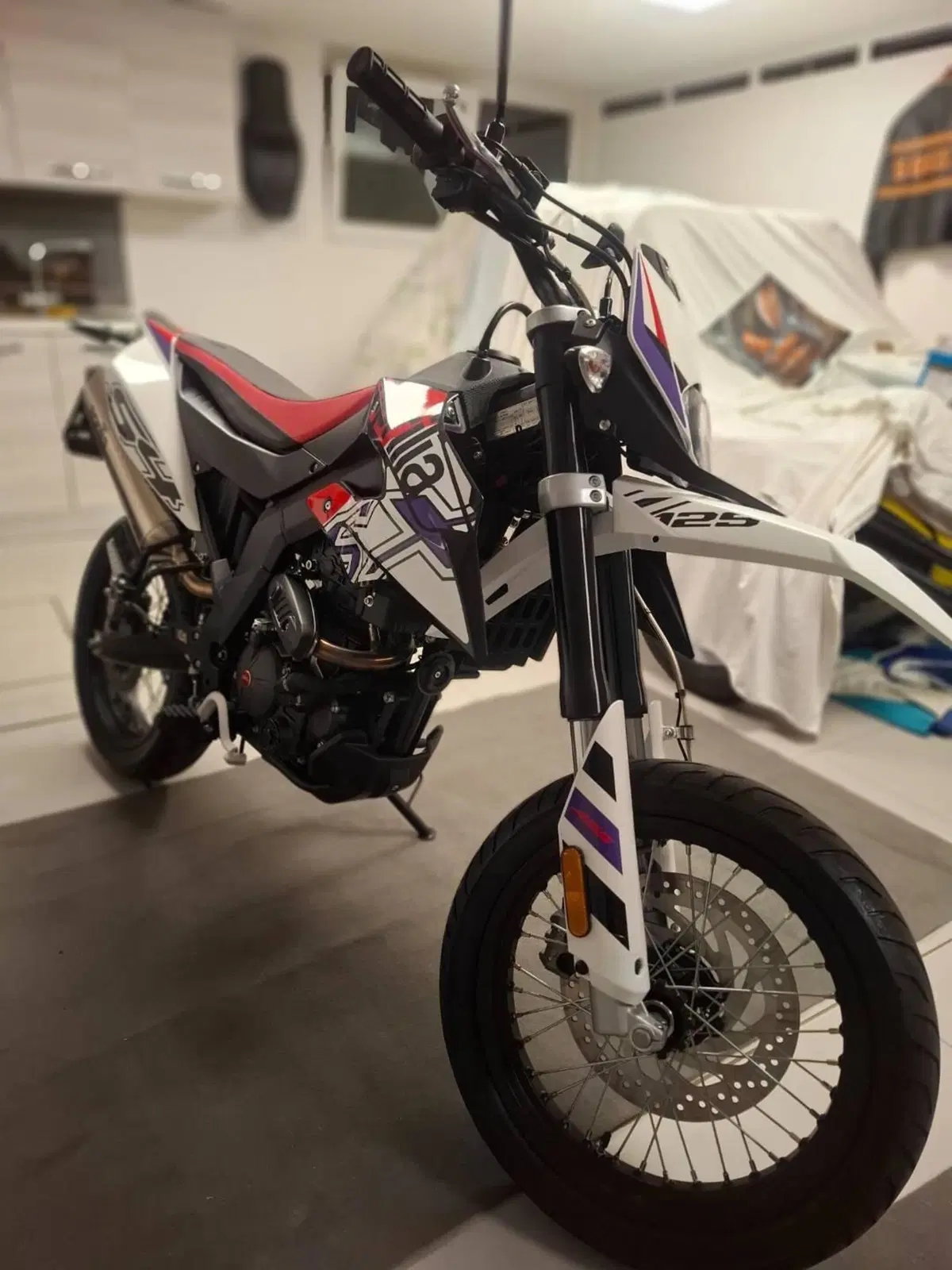Aprilia SX 125 (2021 - 24) (10)
