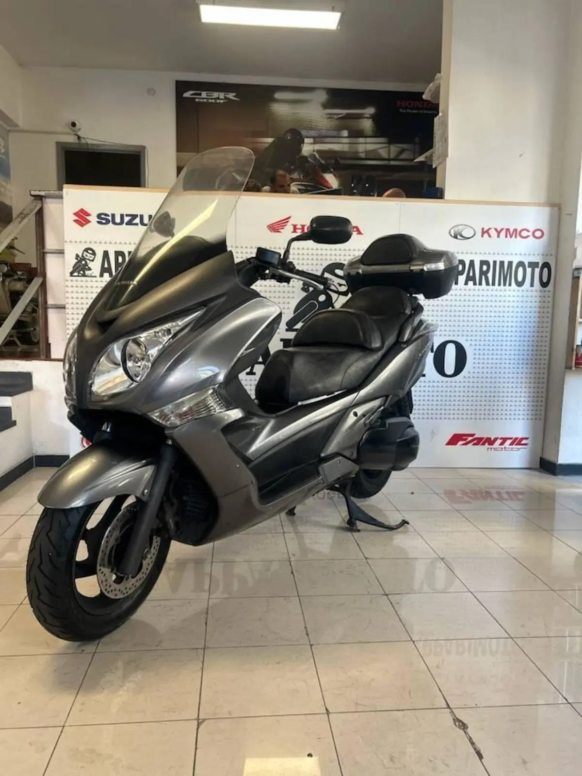 Honda Silver Wing 400 (2006 - 09) (3)