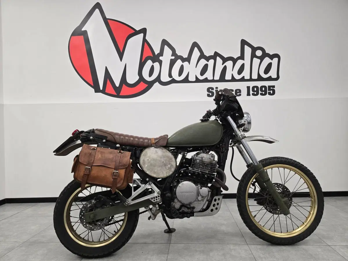Honda NX 650 Dominator (1991 - 95) (4)