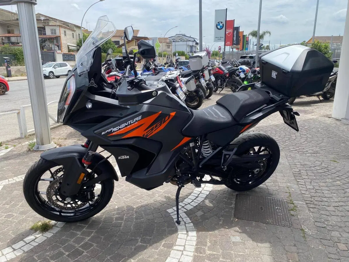 KTM 1290 Super Adventure S (2021) (2)