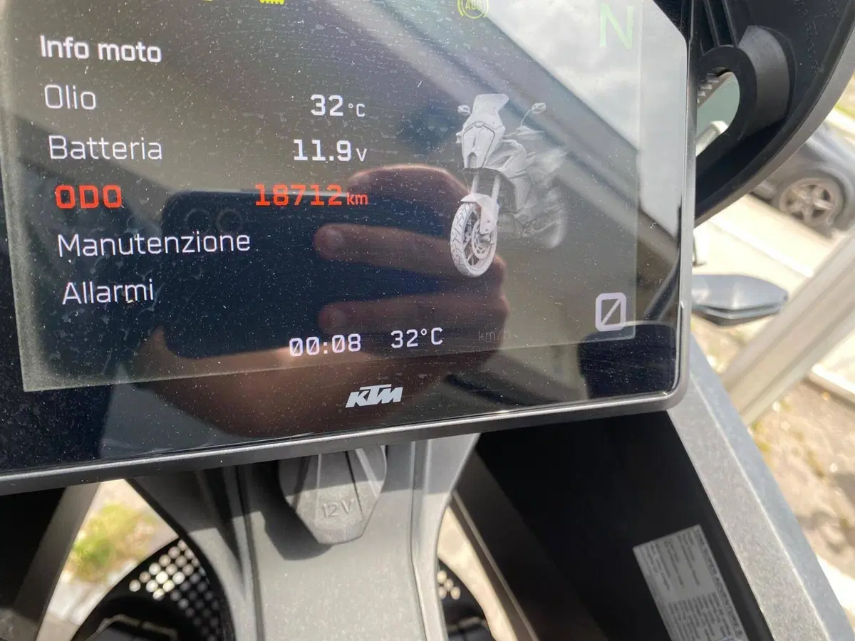 KTM 1290 Super Adventure S (2021) (3)