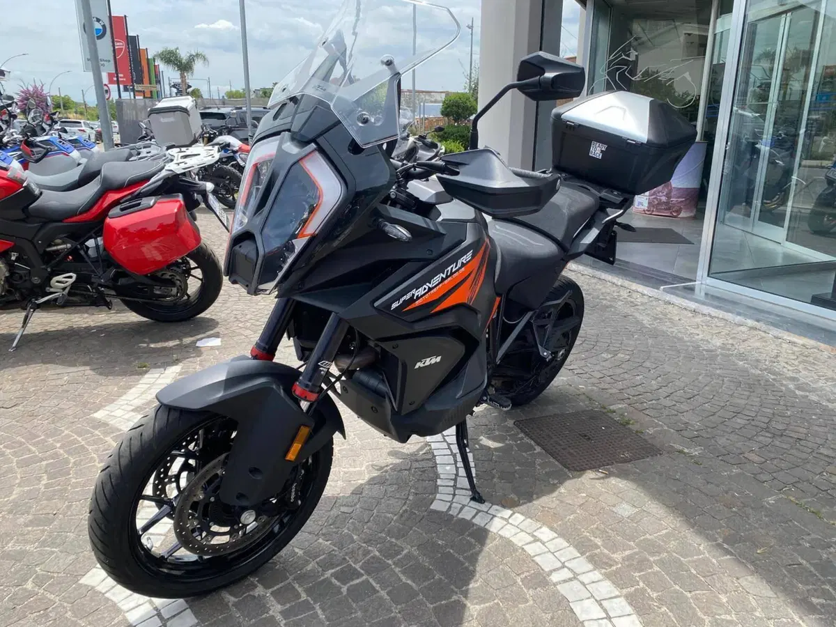 KTM 1290 Super Adventure S (2021) (4)