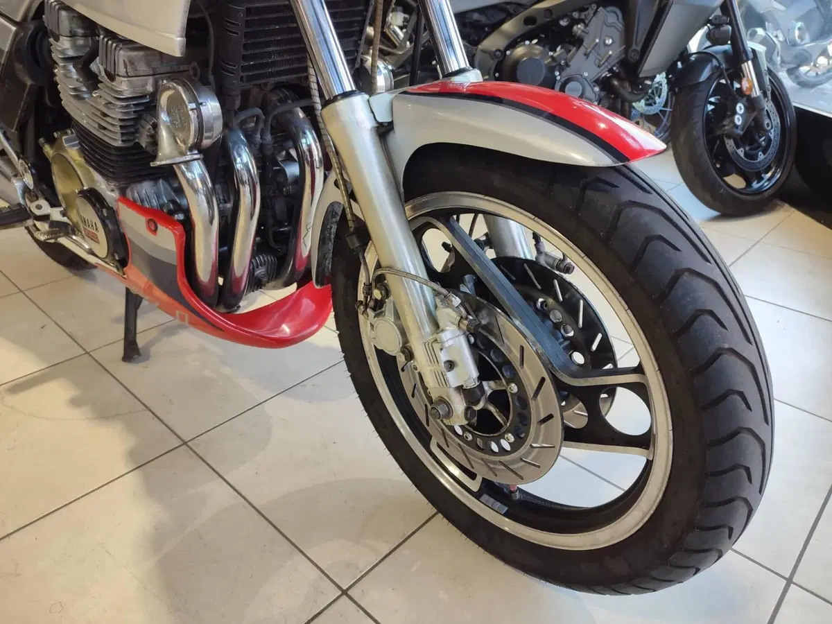 Yamaha XJ 900 F (1985 - 93) (9)