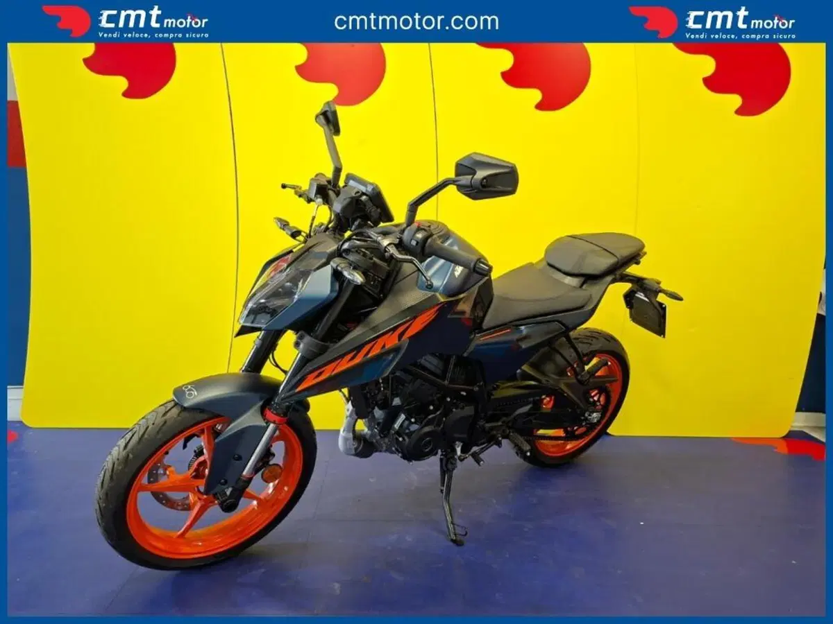 KTM 125 Duke (2026) (2)