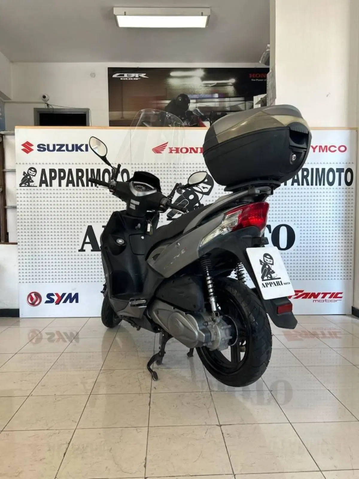 Kymco Agility 125 R16 + (2017 - 20) (5)