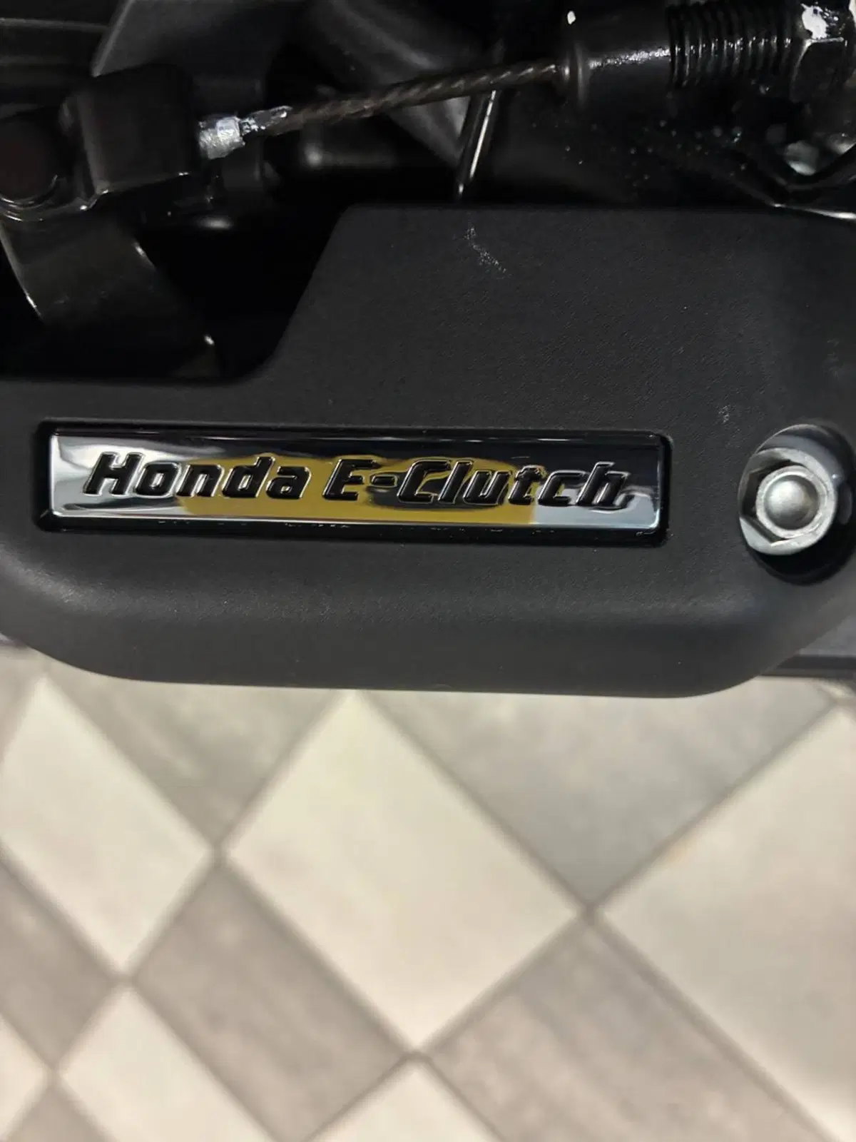 Honda CB 750 Hornet (2026) (4)