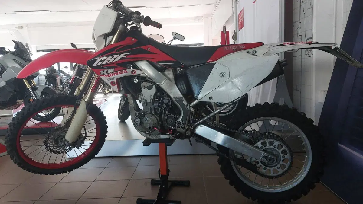 HM CRF 250 X Motard (2005 - 06) 