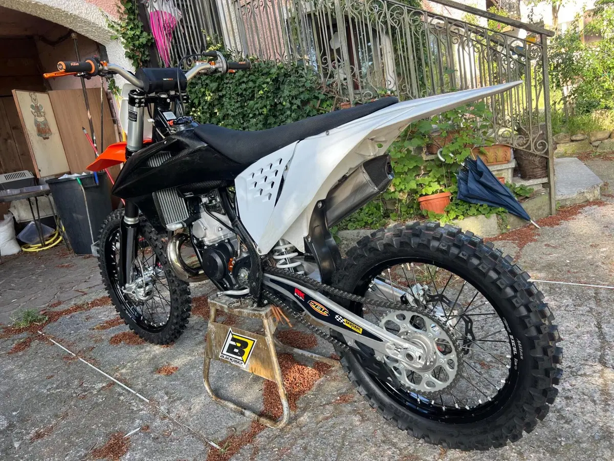 KTM 250 SX (2019) (3)