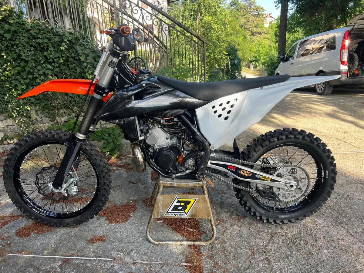 KTM 250 SX (2019) (16)