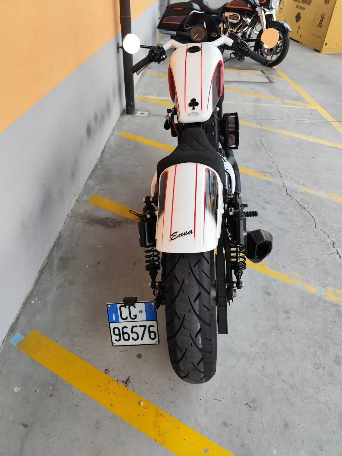 Harley-Davidson 1200 Forty-Eight (2010 - 15) (5)