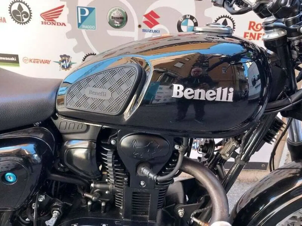 Benelli Imperiale 400 (2021 - 25) (5)