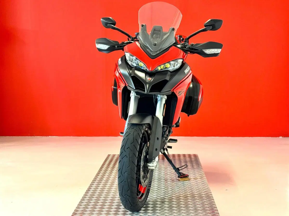 Ducati Multistrada V2 S (2022 - 24) (3)