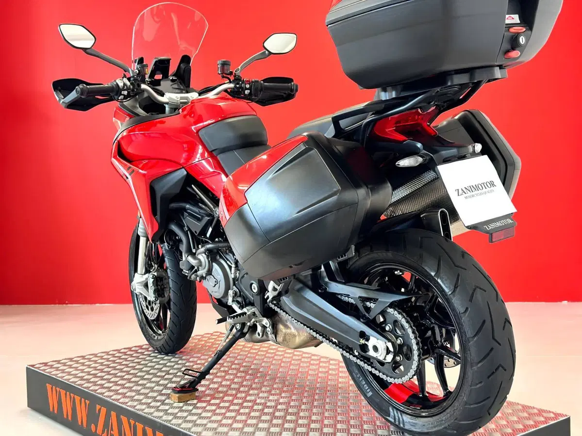Ducati Multistrada V2 S (2022 - 24) (16)