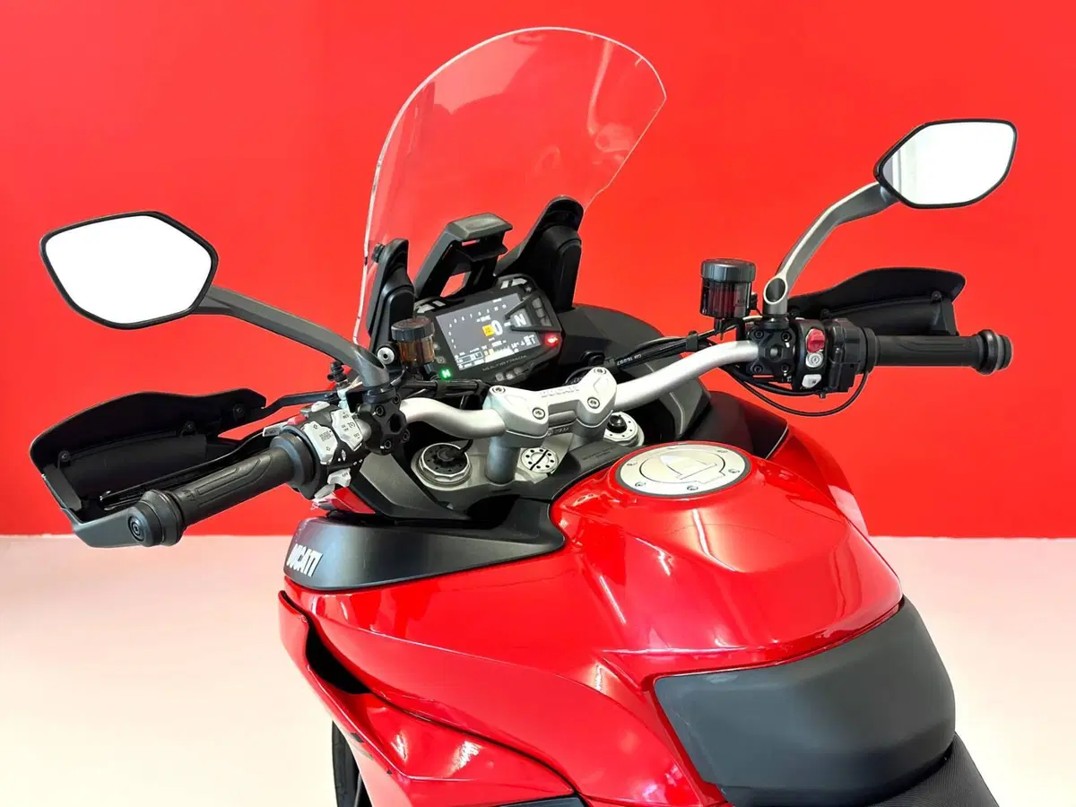 Ducati Multistrada V2 S (2022 - 24) (17)
